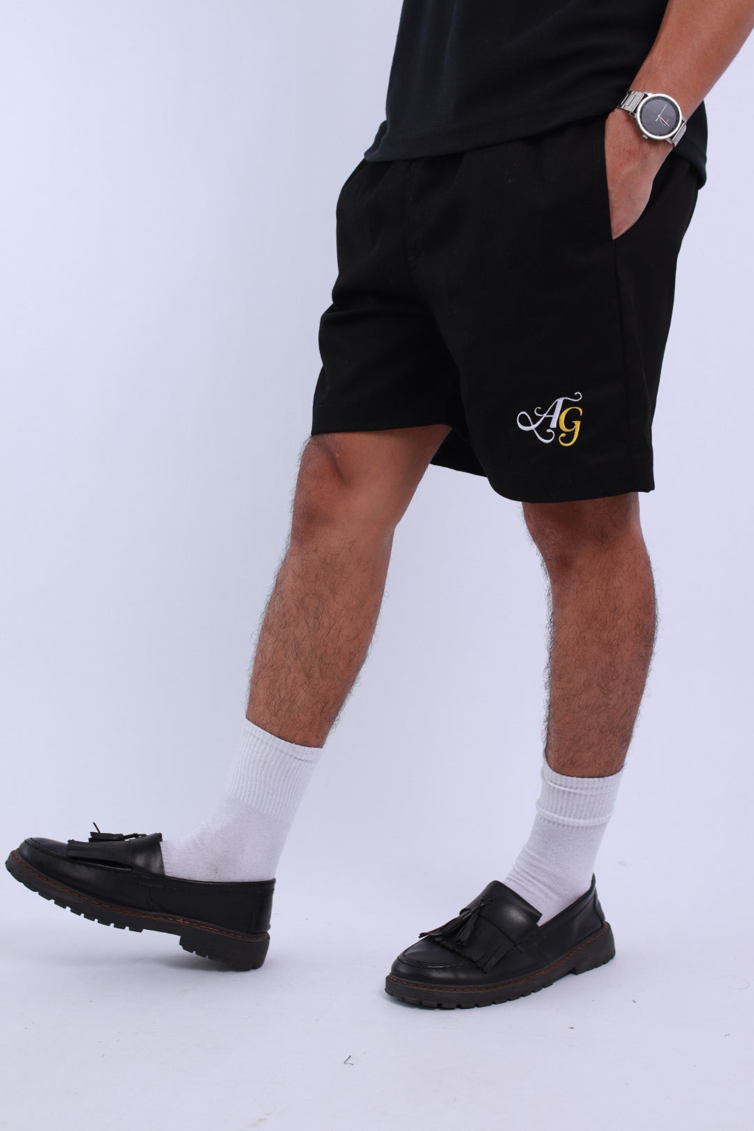 3 POCKET CURSIVE EMBRO IN BLACK