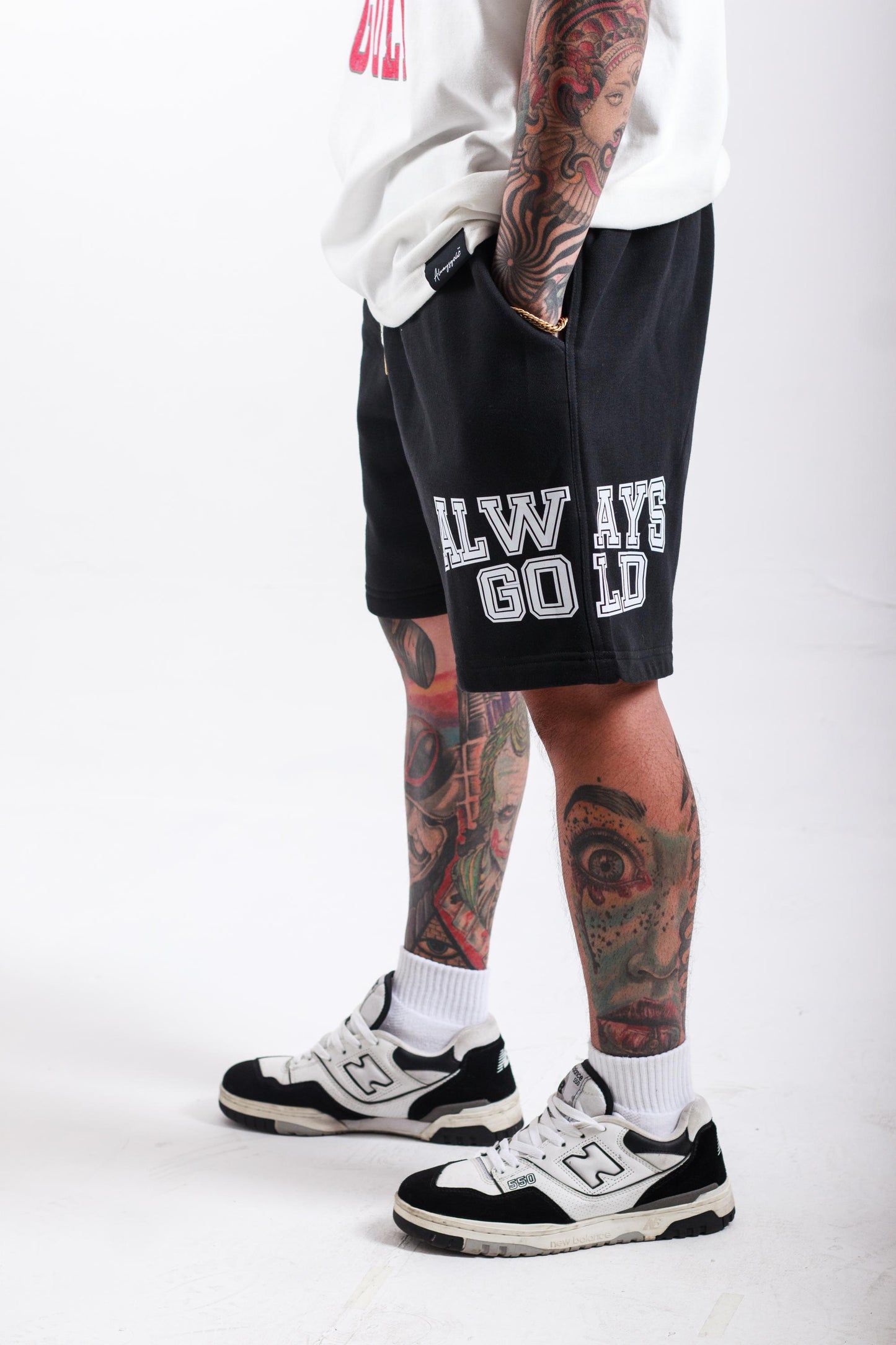 SWEATSHORT OGV2 IN BLACK