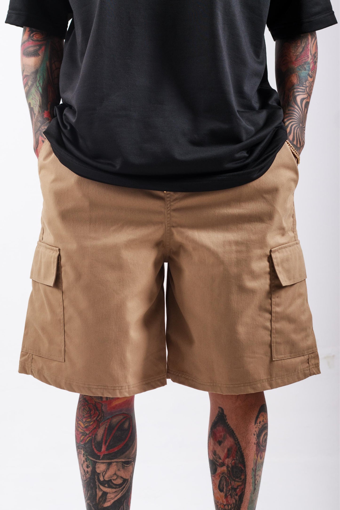 CARGO KNEE LEVEL IN KHAKI