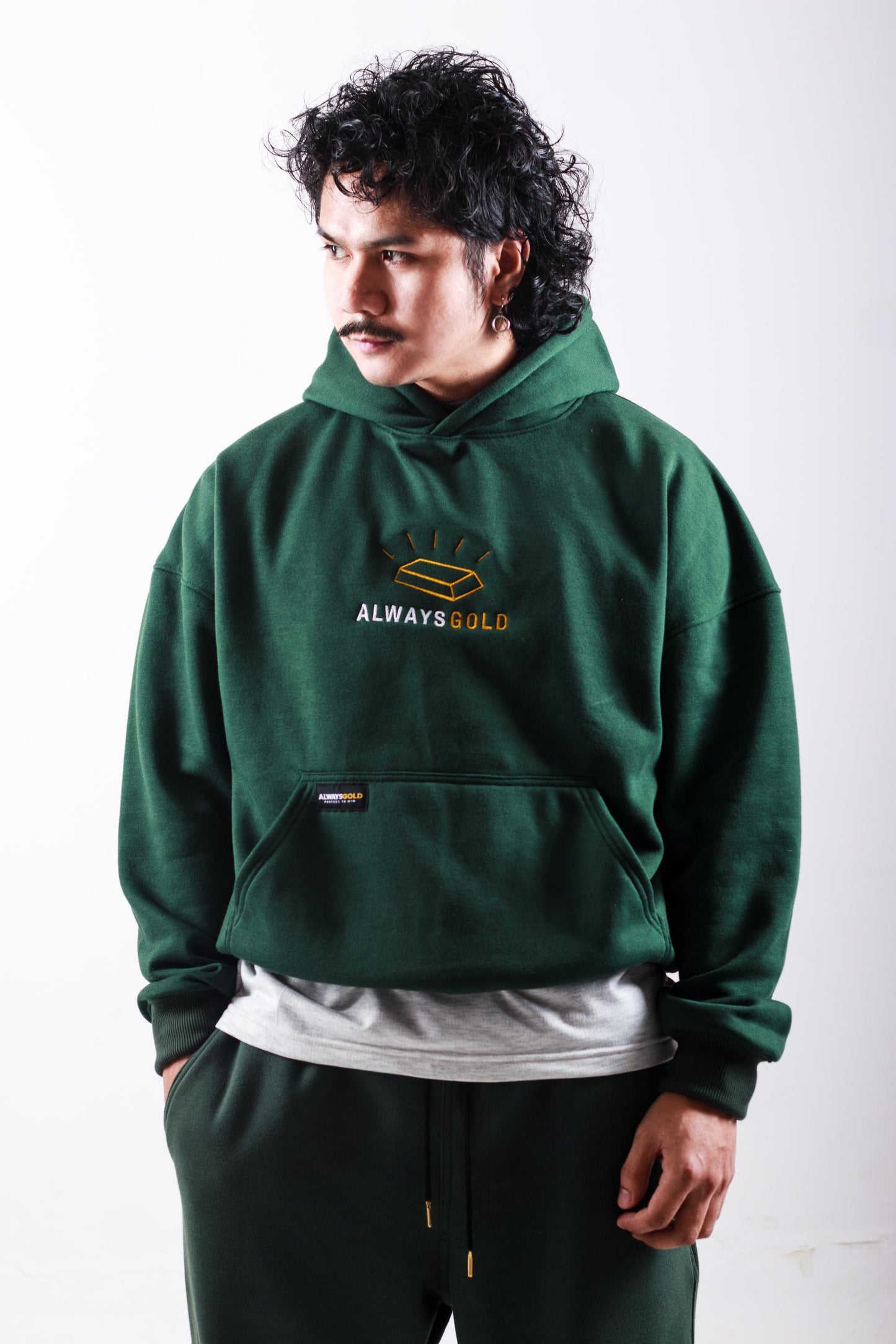 GOLD EMBRO HOODIE IN ARMY GREEN