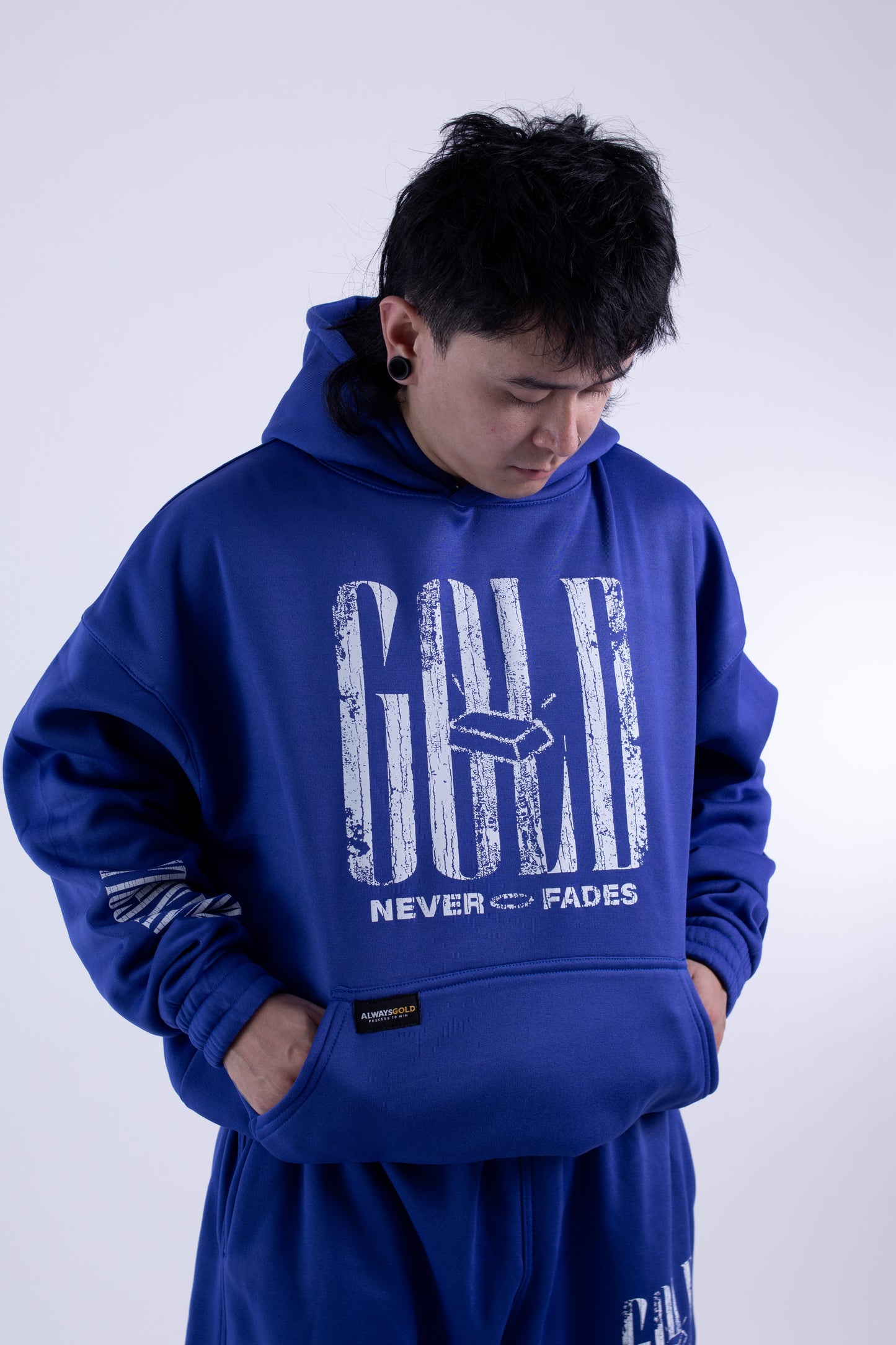 Alwaysgold Never Fades Hoodie on ROYAL BLUE