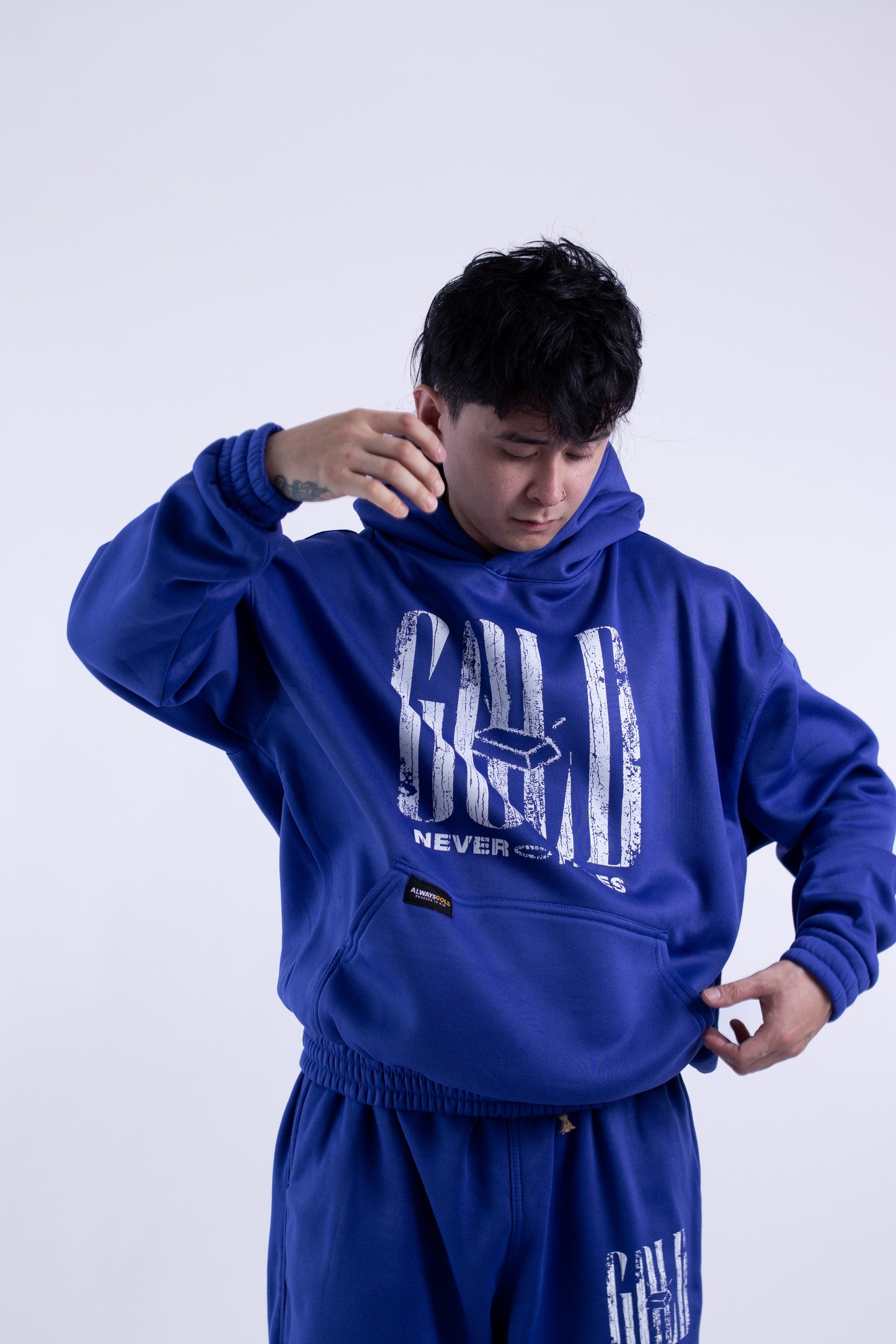 Alwaysgold Never Fades Hoodie on ROYAL BLUE