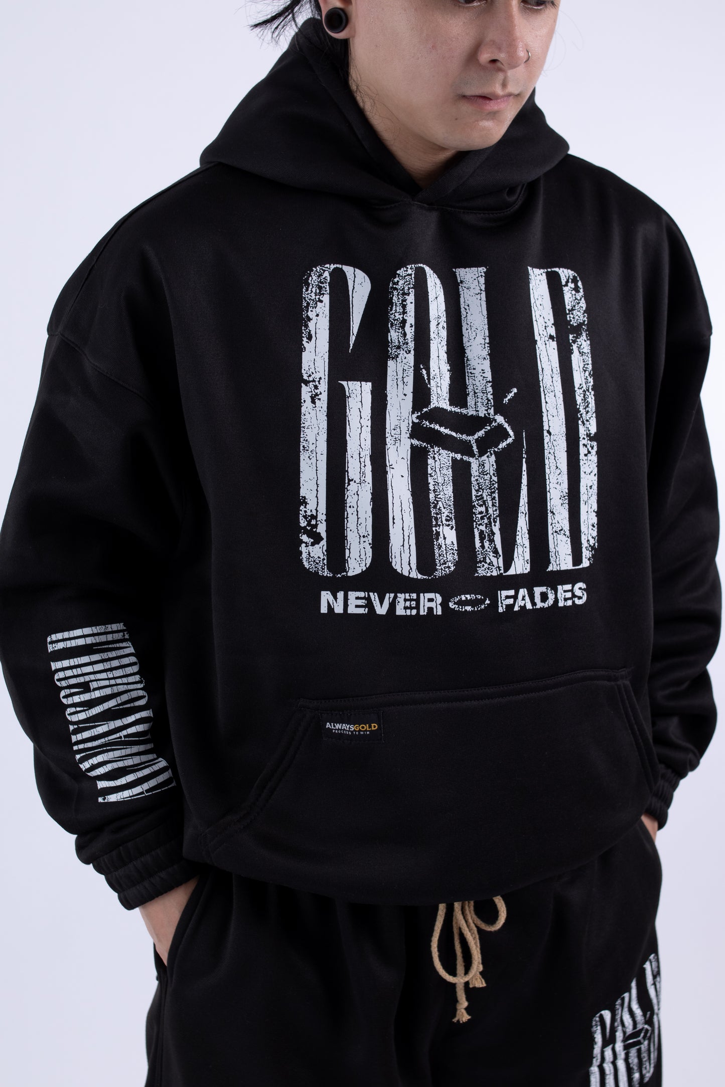 Alwaysgold Never Fades Hoodie on BLACK